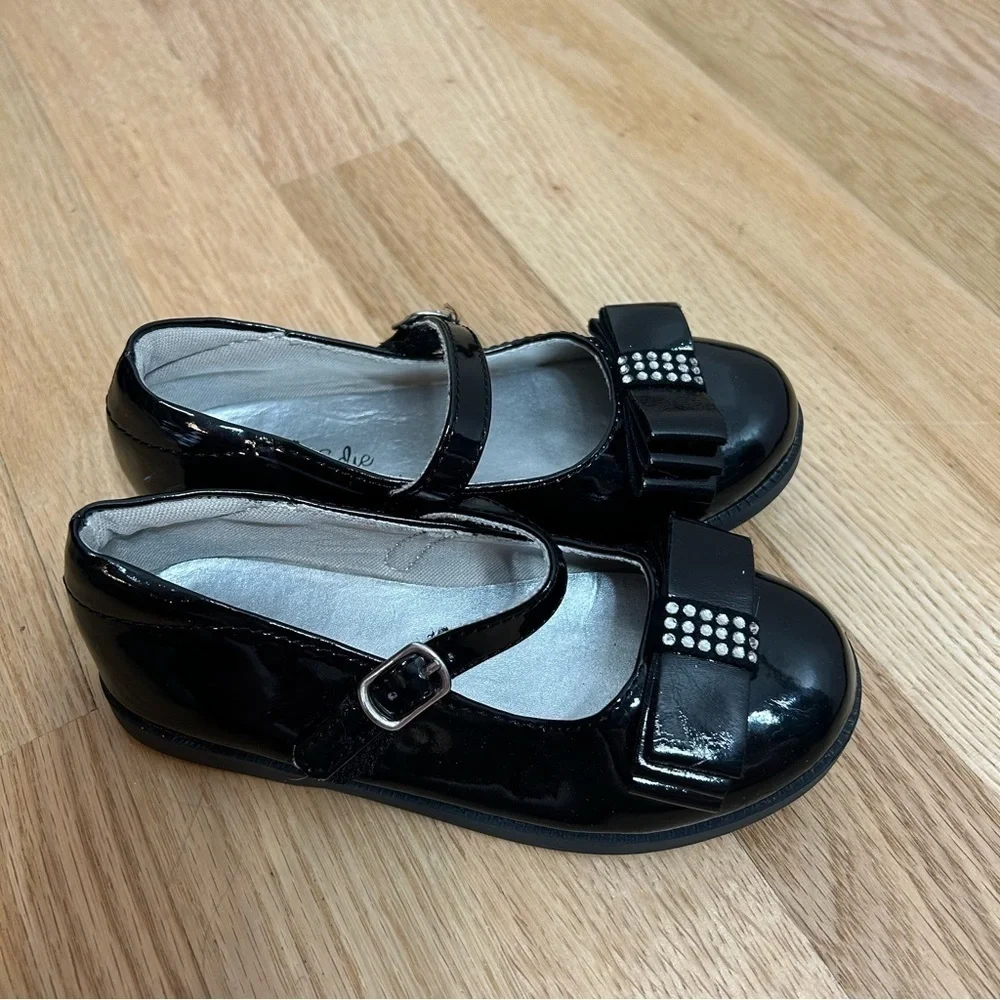 Olive & Edie Black Bow Dress Shoes Mary Jane Flats Sz 9 Kids Toddler Girls